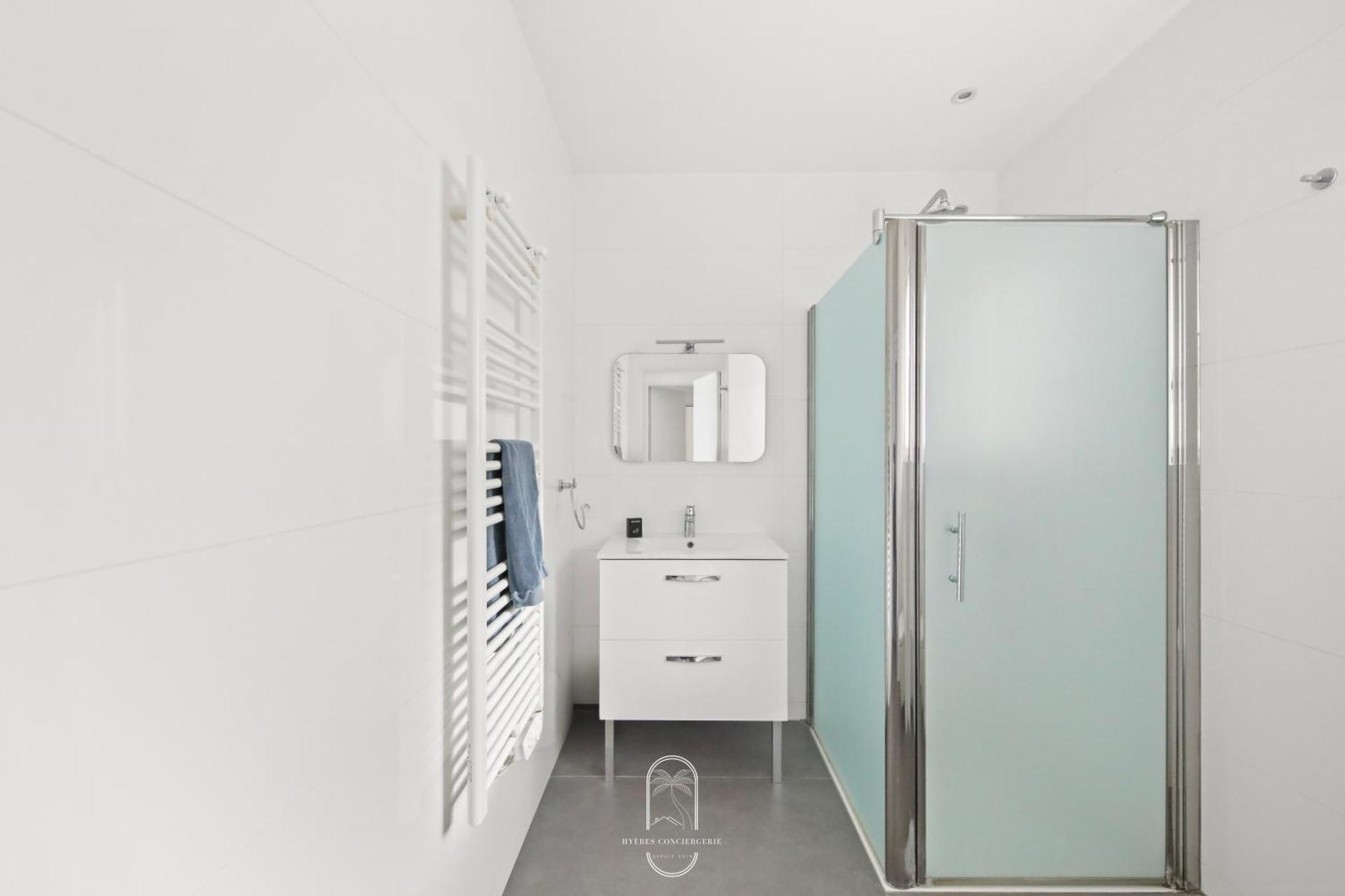 Villa Antoine Appartement Rdj Vue Mer Clim Wifi Parking Plage 50M La Garonne เลอ ปราเดต์ ภายนอก รูปภาพ